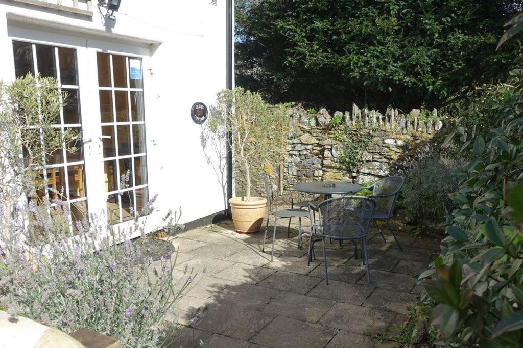 Ollie'S Cottage Dittisham Exterior photo