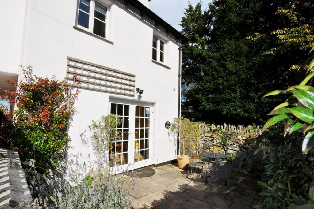 Ollie'S Cottage Dittisham Exterior photo